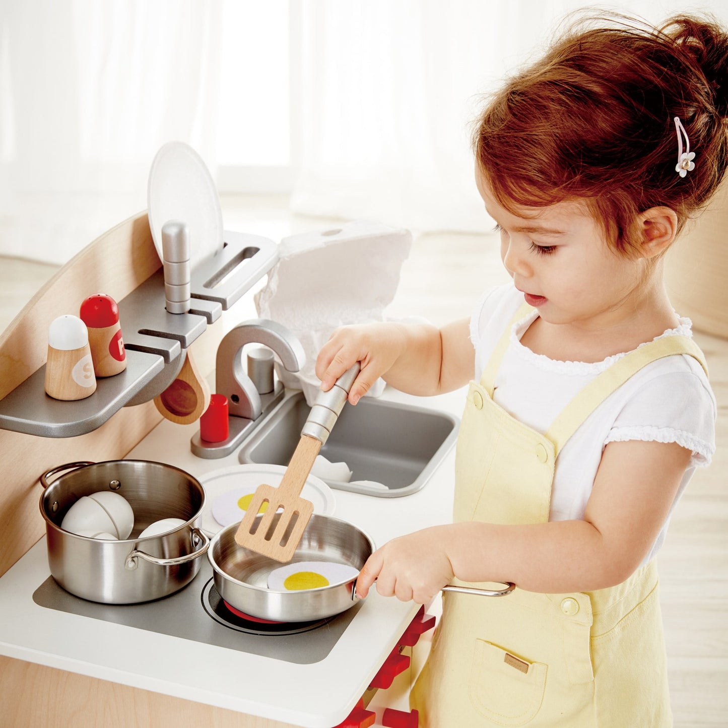 Gourmet Kitchen With Fully Equipped Wooden Pretend Play Kitchen Set 
