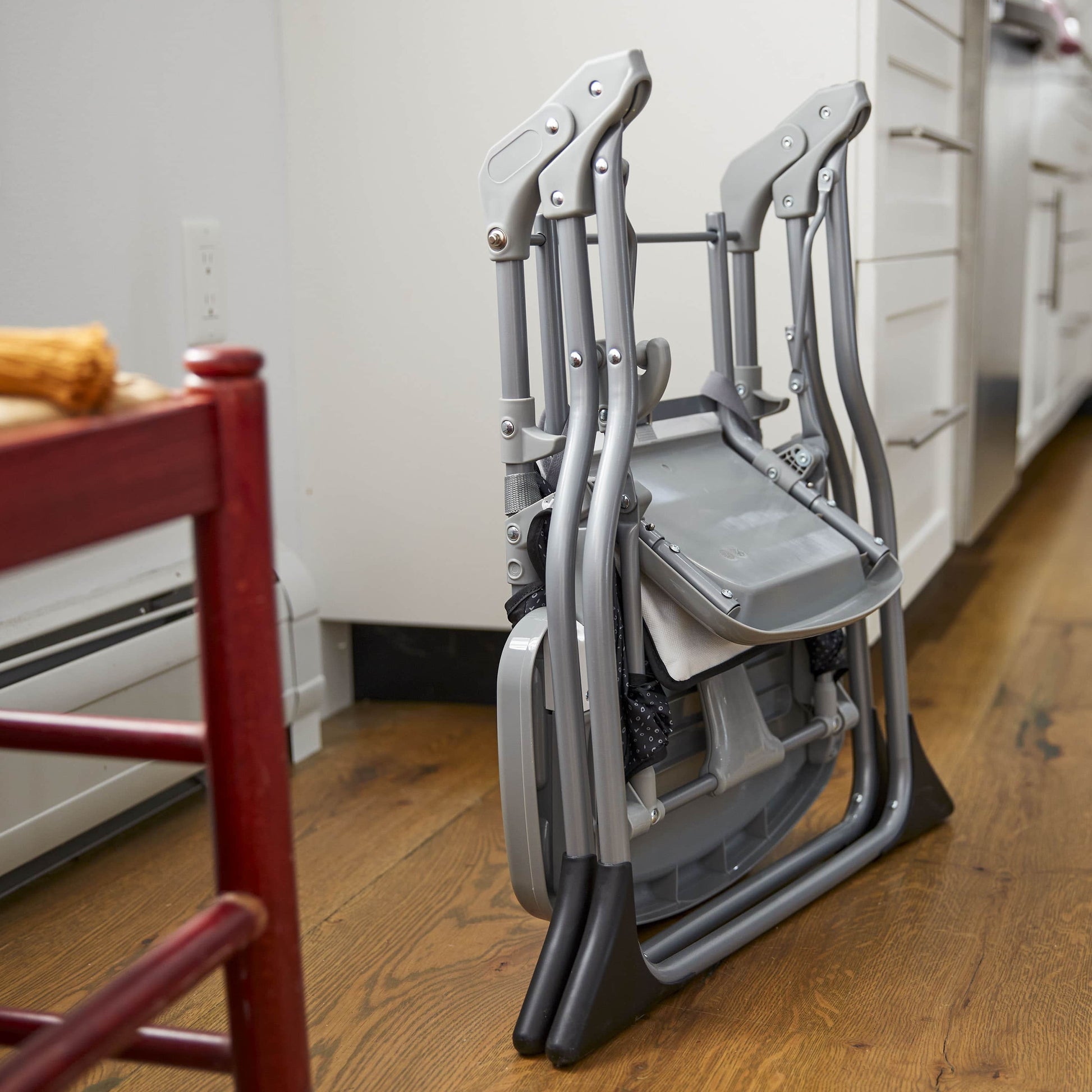 Simple Fold High Chair Easy to Stow