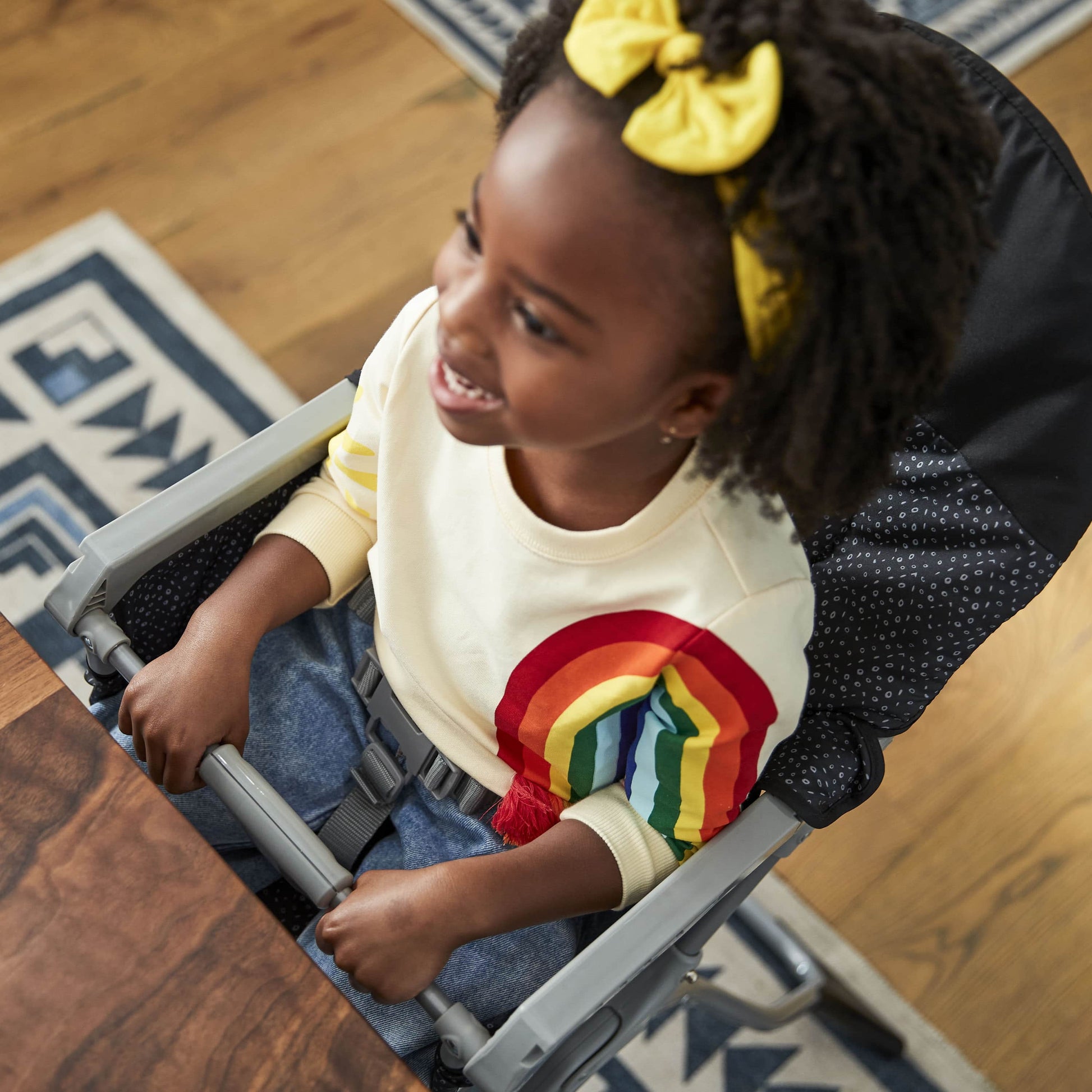 Simple Fold High Chair Easy to Stow